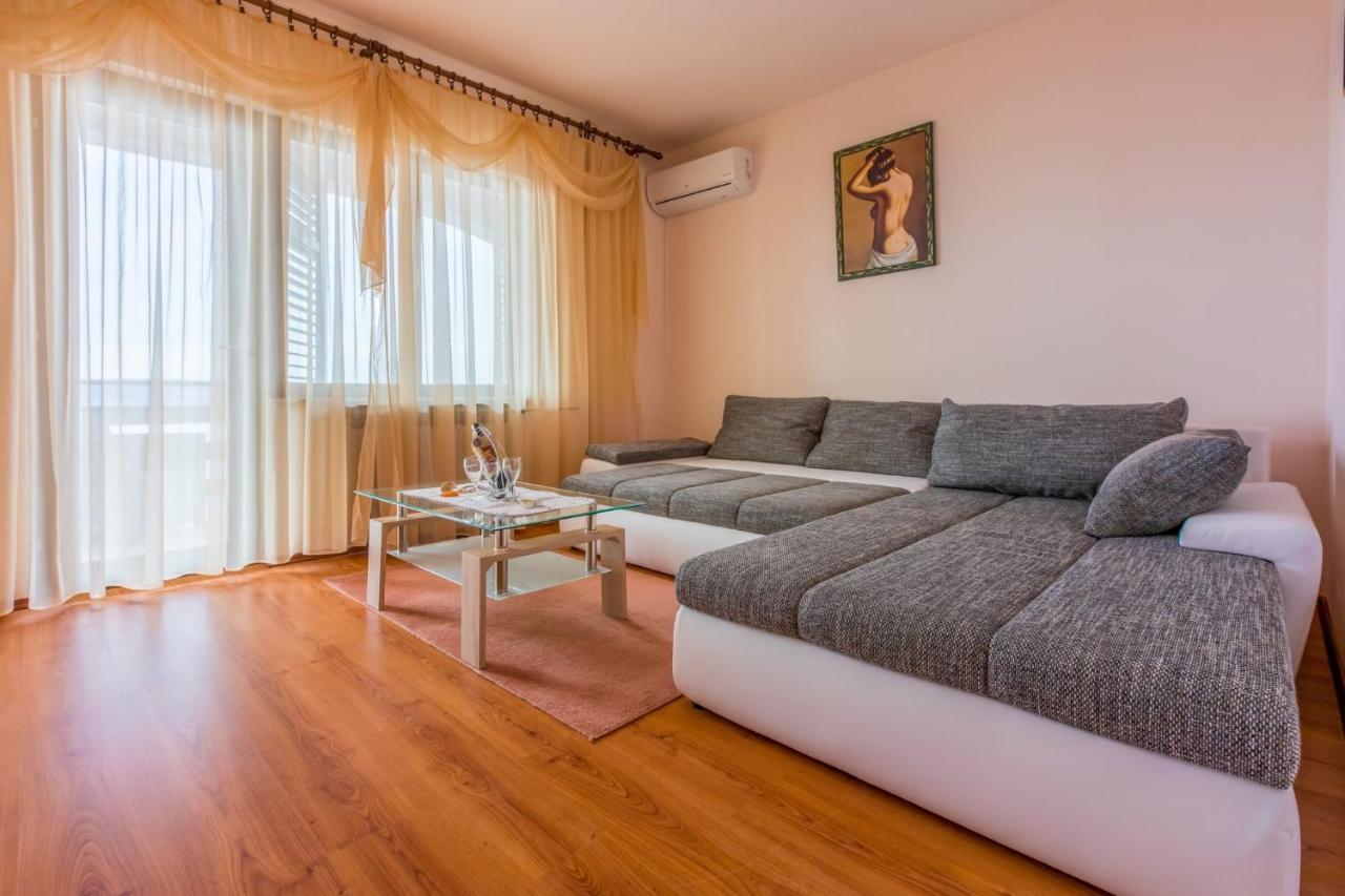 Stupar Apartment Crikvenica Exterior photo